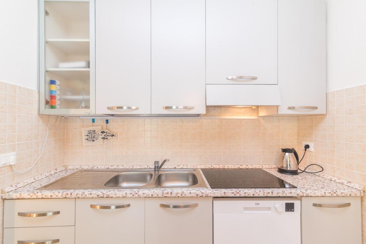 Loriana Seaside Home سانتا تيريزا غالّورا المظهر الخارجي الصورة